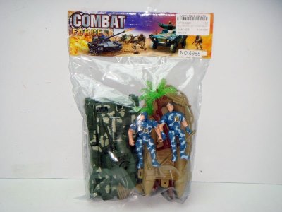 SOLDIER PLAY SET W/TANK &BOAT - HP1015256