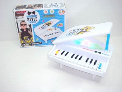 ELECTRONIC ORGAN W/MUSIC & 3D LIGHT - HP1015587
