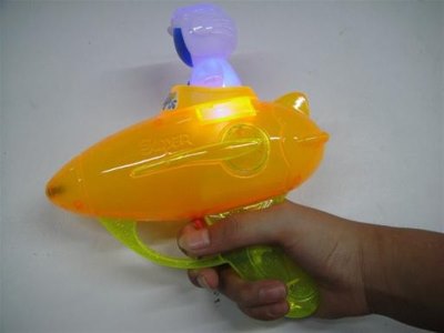 WATER GUN W/FLASHING LIGHT - HP1015704