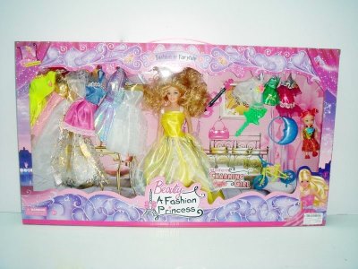 DOLL W/ACCESSORIES - HP1016170