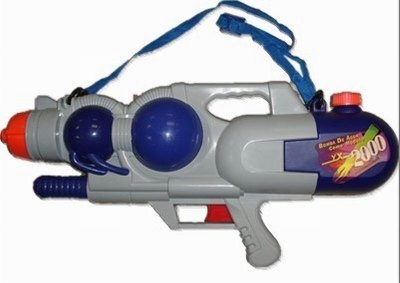 23'WATER GUN 2000ML - HP1021600
