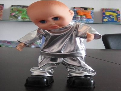 B/O DANCING BOY DOLL - HP1023089