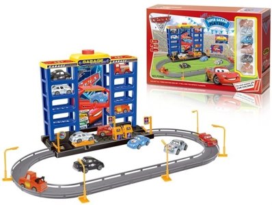 PARKING LOT W/6 FREE WAY CARS - HP1024833