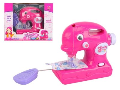 B/O SEWING MACHINE W/MUSIC - HP1025805