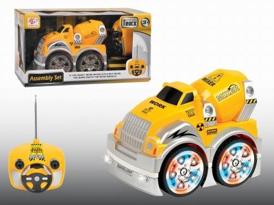 4FUNCTION R/C TRUCK W/LIGHT & MUSIC - HP1026408