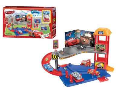 PARKING LOT W/3 FREE WAY CARS - HP1028186