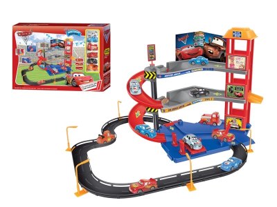 PARKING LOT W/6 FREE WAY CARS - HP1028201