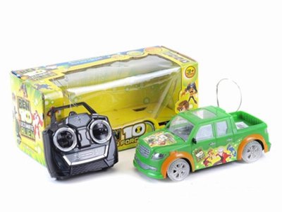 1：24 BEN10 4FUNCTION R/C CAR W/6 LIGHT GREEN  - HP1029904
