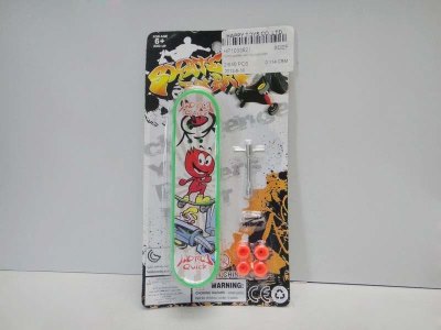 FINGER SKATEBOARD W/ACCESSORIES  - HP1033821