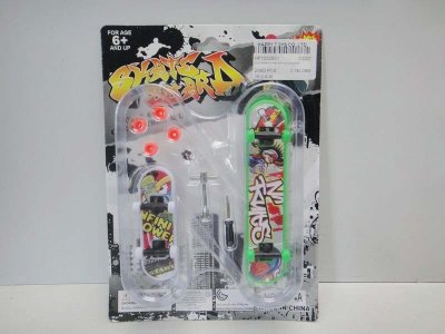 2PCS FINGER SKATEBOARD W/ACCESSORIES  - HP1033829