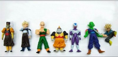 VINYL TOYS  - HP1034160
