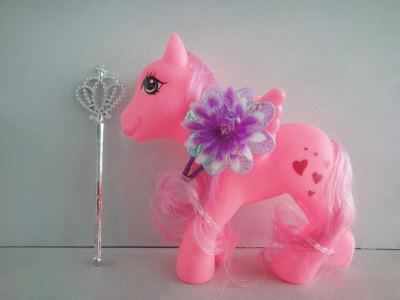 HORSE W/BEAUTY SET - HP1036294