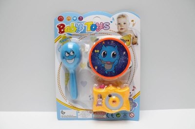 CAMERA & SAND HAMMER & TAMBOURINE - HP1037354