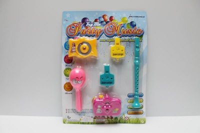 CAMERA & SAND HAMMER & WHISTLE & FLUTE - HP1037365