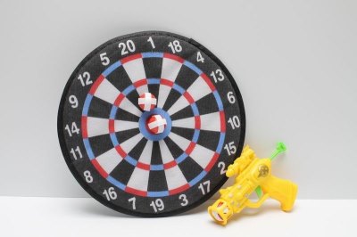 TARGET GAME W/ACCESSORIES - HP1037500