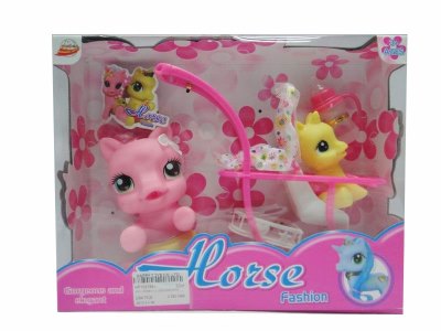 VINYL HORSE W/ACCESSORIES 2PCS - HP1037641
