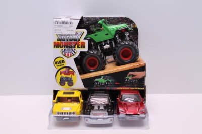 FRICTION 4WD CAR W/ACCESSORIES - HP1038286