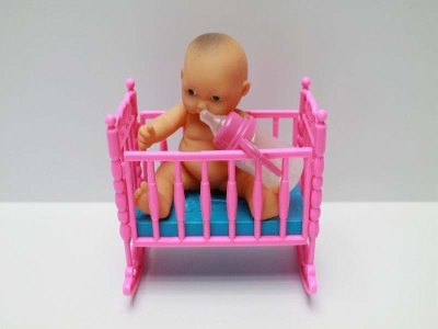 VINYL DOLL W/ACCESSORIES - HP1041069