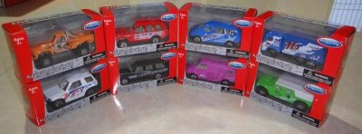 1:64 FREE WAY DIE CAST CAR  - HP1045253