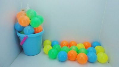 BEACH BUCKET W/BEACH BALL 21PCS - HP1047063