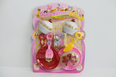 CUTTING FOOD - HP1047908