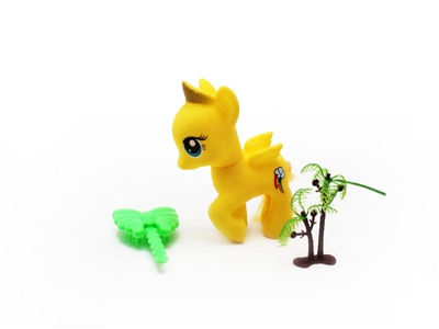 VINYL HORSE W/ACCESSORIES  - HP1075109