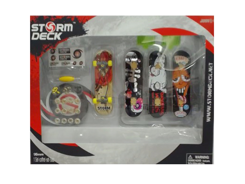 FOUR SKATEBOARDS IN A BOX. - HP1113323