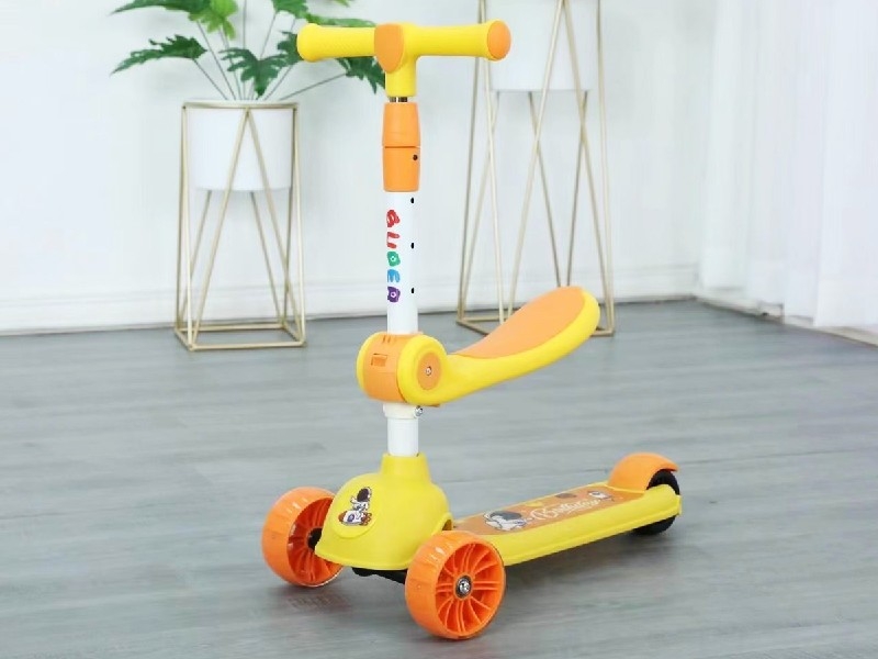 SCOOTER W/SEAT，PINK/YELLOW/BLUE - HP1191329