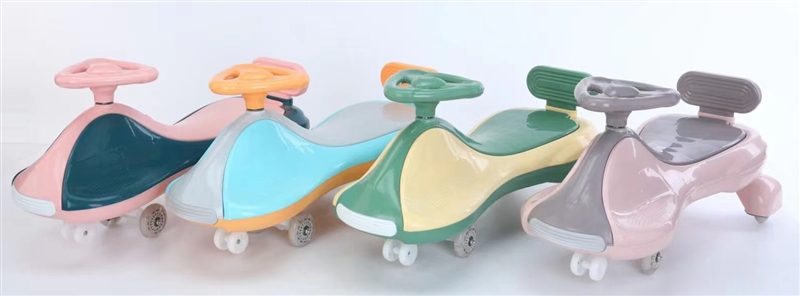 CHILDRENS SCOOTER W/LIGHT & MUSIC - HP1227897