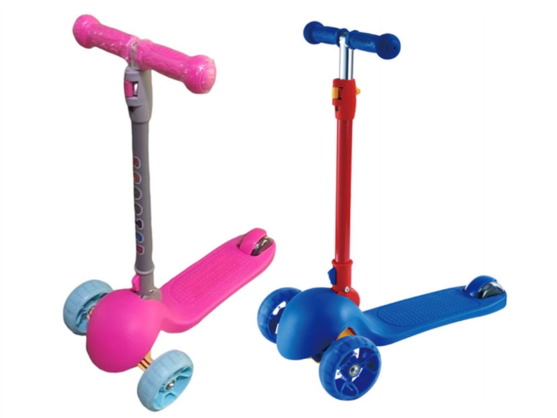 SCOOTER W/LIGHT,2ASST - HP1231775