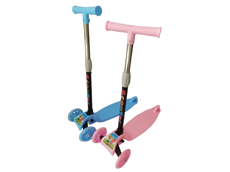 SCOOTER W/LIGHT,2ASST - HP1231778