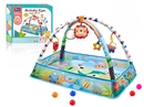 CRAWLING CARPET GYM W/BALL 8PCS