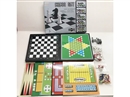 8 IN 1 MAGNETIC CHESS GAME